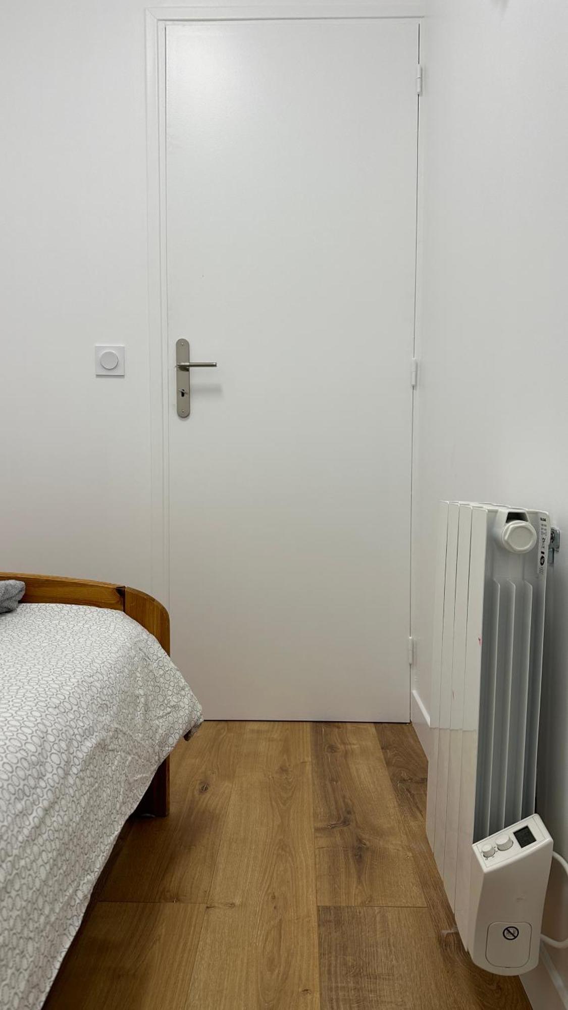 Lacharriere-Logement Entier 38M2 Paris Exterior foto